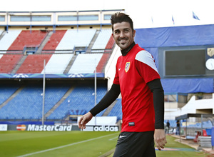 temporada 13/14. Champions. Estadio Vicente Calderón. Villa sonriendo
