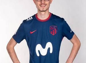 Shooting Andoni nueva camiseta Atleti Esports Movistar Riders