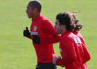 temporada 13/14. Entrenamiento en la Ciudad deportiva de Majadahonda. Miranda y Tiago corriendo