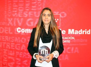 Temporada 2013-2014. Macarena recibe el premio de UFEDEMA