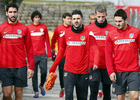 temporada 13/14. Entrenamiento en la Ciudad deportiva de Majadahonda. Jugadores llegando al campo de entrenamiento