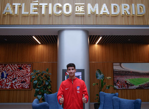 Temp. 22-23 | Renovación contrato profesional | Rayane Belaid