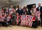 Visita de los premiados con el Goya al Atlético de Madrid-Real Valladolid