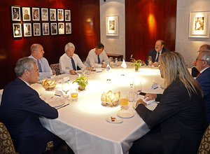 Comida de directivas