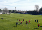 temporada 13/14. Equipo entrenando en la ciudad deportiva del Majadahonda. Equipo haciendo un rondo