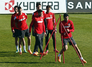 temporada 13/14. Entrenamiento en la Ciudad deportiva de Majadahonda. Raúl realizando ejercicios físicos