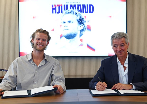 Firma Hjulmand y Miguel &Aacute;ngel