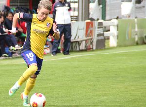 Temporada 2013-2014. Amanda Sampedro durante el partido ante el Athletic