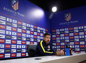 Temporada 13/14. Rueda de prensa Siemeone.