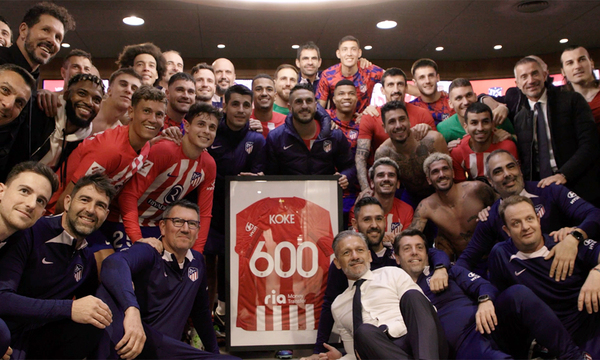 El vestuario celebró los 600 partidos de Koke como jugador atlético