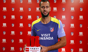 Dávid Hancko, 'Jugador Cinco Estrellas' del mes de agosto